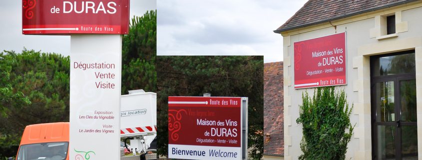 Réalisation de Signalétique extérieure pour l'interprofession des vins de Bergerac.