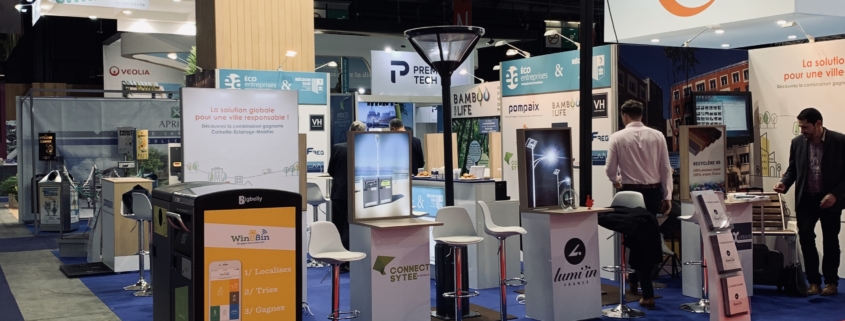 Conception fabrication et installation stand personnalisé Le Transversale pour EA Eco Entreprises - tissus 100% réutilisables location d'écrans plasma - enseignes hautes en tissu - stand pavillon