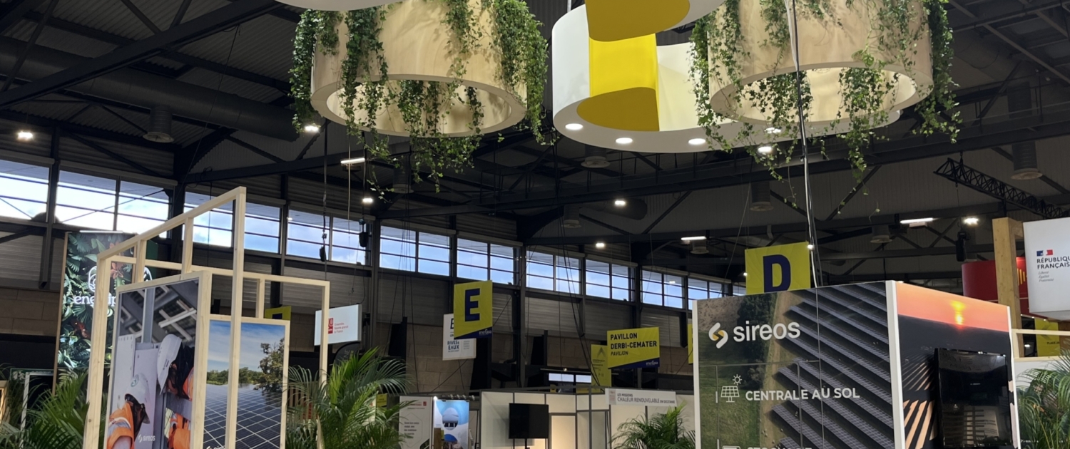 Stand Sireos - Energaia 2025 Transversale conçoit et installe vos enseignes hautes personnalisées